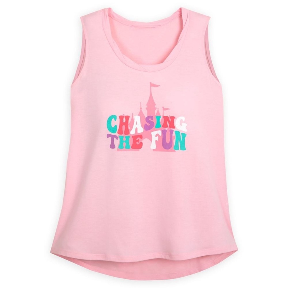 NWT Walt Disney World Disneyland Chasing the Fun women’s XS Tank top pink castle